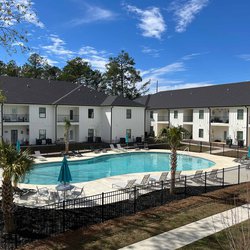 pool at verandas apartments in Thomasville, GA